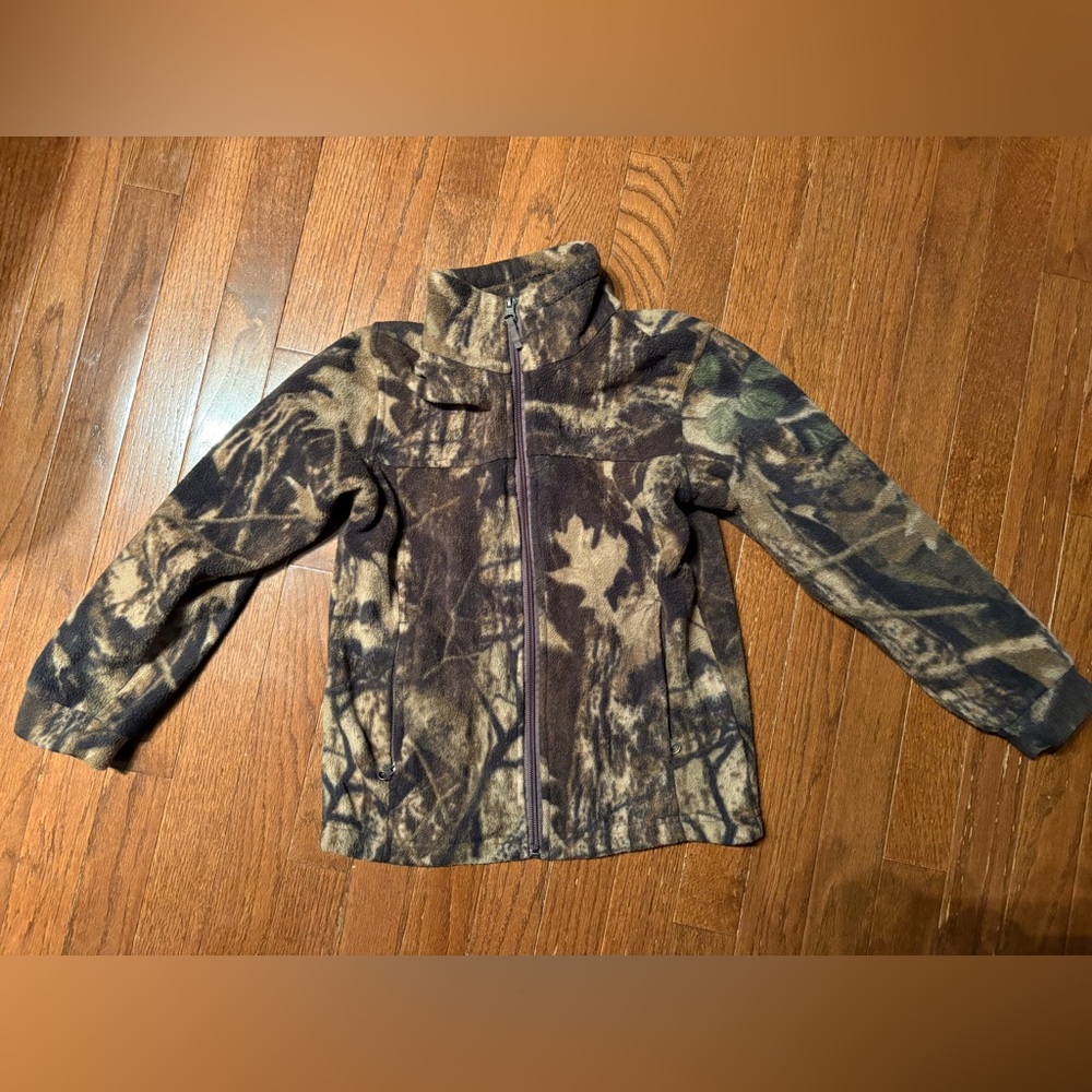 Columbia Kid Camo Jacket in excellent condition